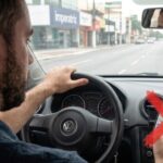 Maio Amarelo: uso do celular ao volante pode causar acidentes fatais e deixar milhares de pessoas sem energia