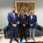 Prefeito Carrinho Cidreira apresenta planejamento do São João e aniversário de Viana ao Ministério Público