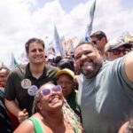 Orleans é bem recebido por apoiadores e populares e reforça campanha em Primeira Cruz