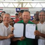 Ao lado de Carrinho e Toca Serra, Governador Carlos Brandão assina ordem de serviço para pavimentação da MA-217 entre Viana e Pedro do Rosário