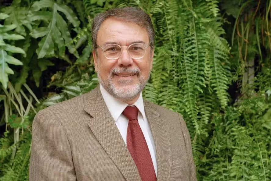 Jornalista Carlos Monforte morre aos 77 anos; ele foi um dos primeiros âncoras da TV brasileira