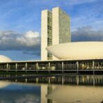 Polícia desarticula grupo que planejava explodir o Planalto e atacar debate eleitoral