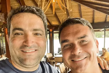 Pupilo de Flávio Bolsonaro, Willer Tomaz apostou R$ 5 bilhões em bet, perdeu R$ 163 milhões e pede devolução